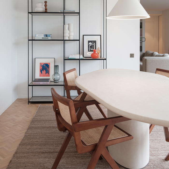 Mesa de comedor orgánica Strasbourg con aspecto de Mortex