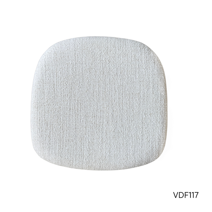 Silla de comedor Ely de roble con asiento de tela