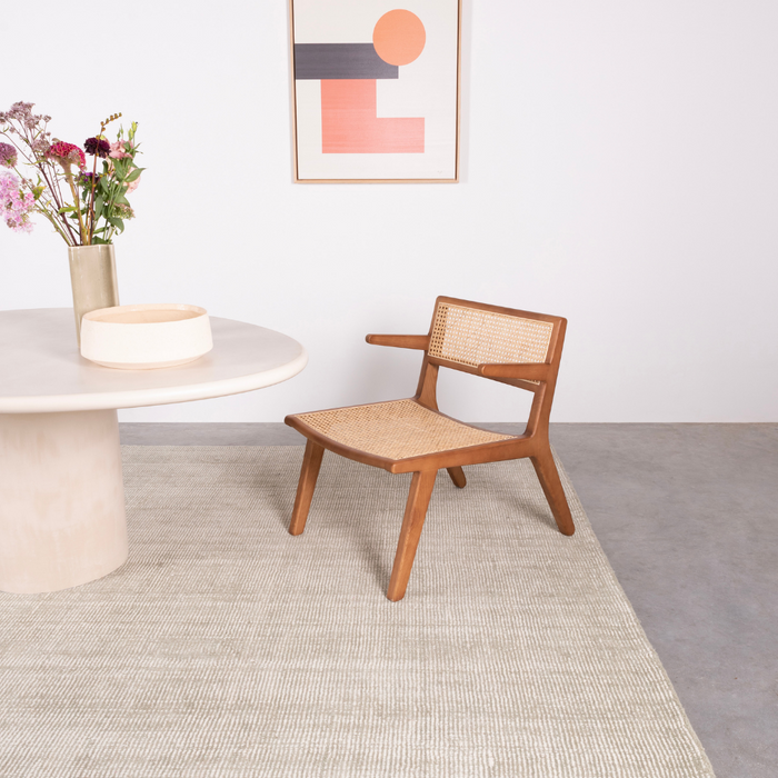 Challans eetkamerstoel in low dining rotan walnoot.ALT