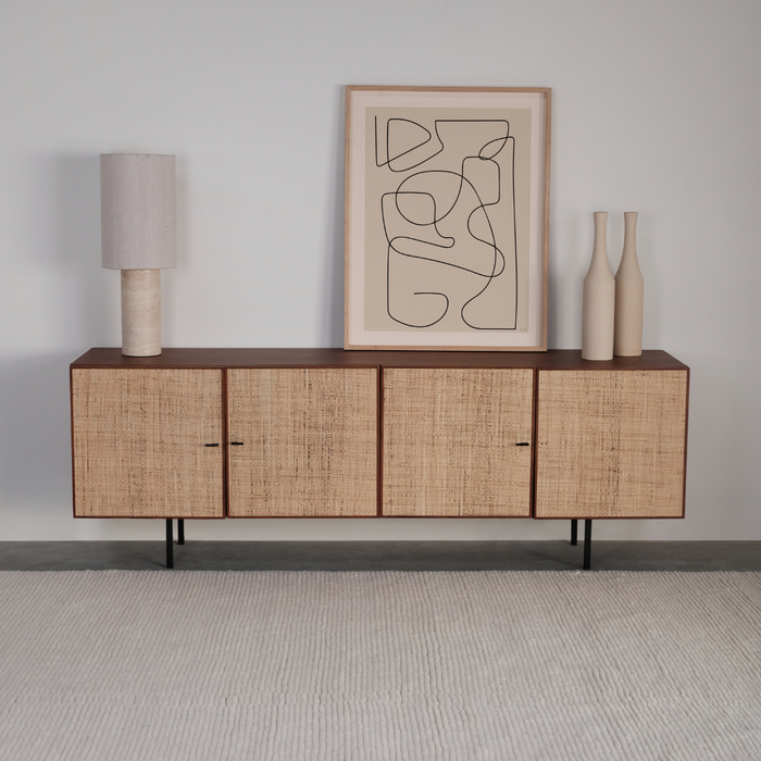 Dressoir walnoot met raffia deurtjes