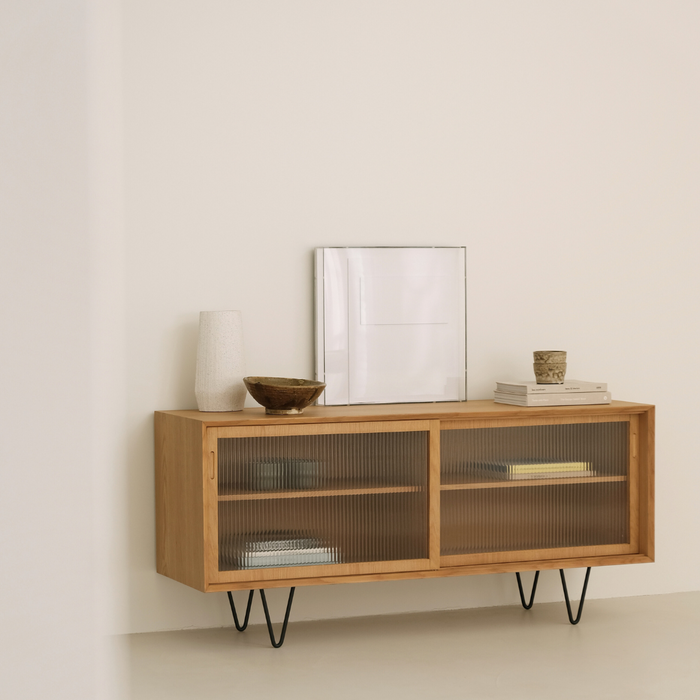 Oak sideboard Sanchez with glass doors 150 cm