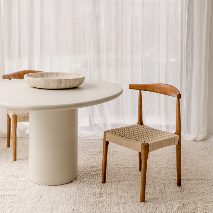 Chaise de salle à manger Gouzon en noyer avec assise en corde