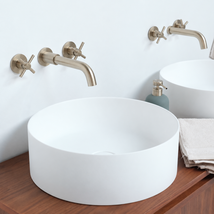 Mueble de baño Fien de nogal con lavabos Sims de superficie sólida 120 cm