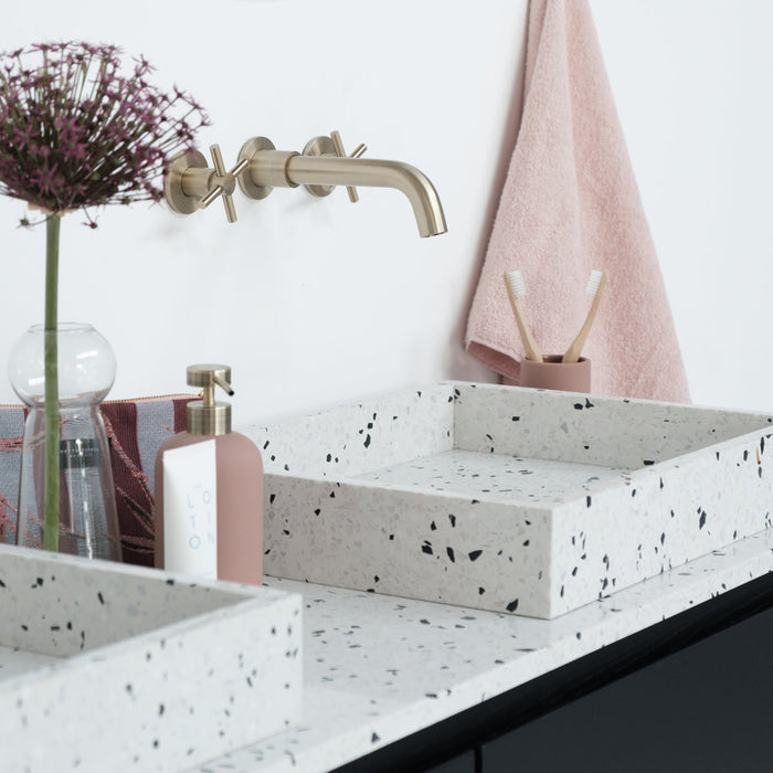 Badkamerset met Ann kast kort in Zwart - George wastafel van Terrazzo - Terrazzo bovenplaat - 150 cm