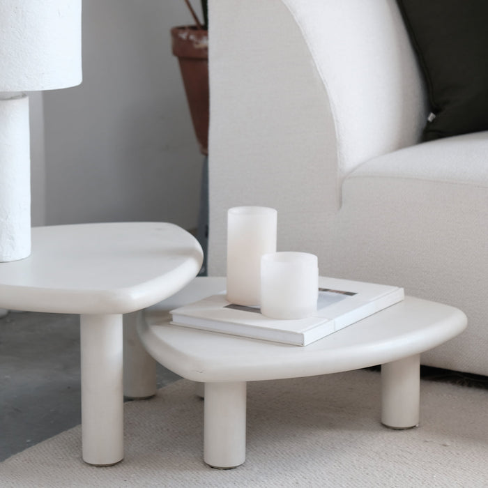bijzettafel organisch beton ciré