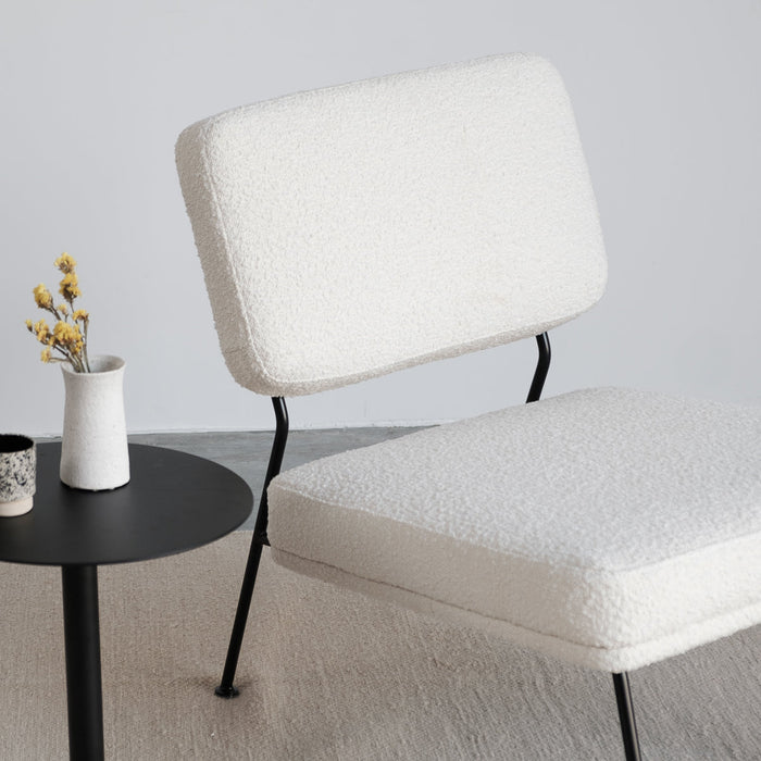 witte fauteuil bouclé Furnified