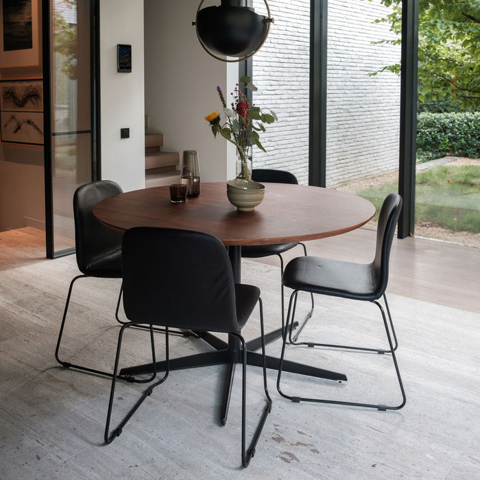 Ronde eettafel in walnoothout Furnified