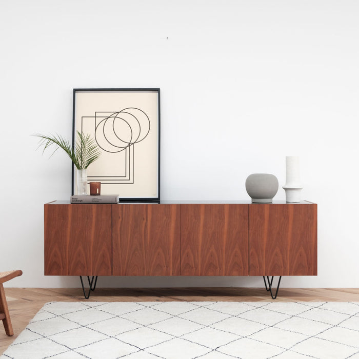 Walnoot dressoir met zwart marmeren afwerking Furnified