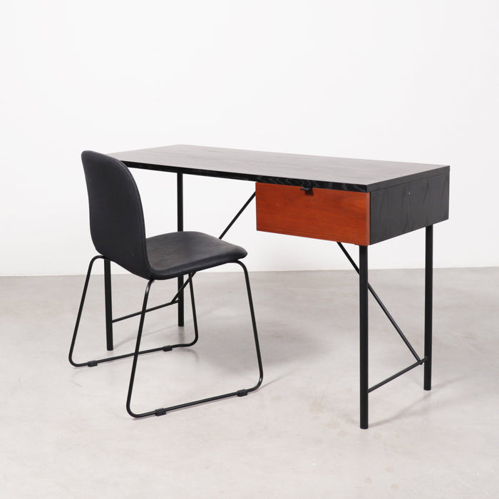Zwart Bureau met lade Philip Zwart Walnoot Furnified