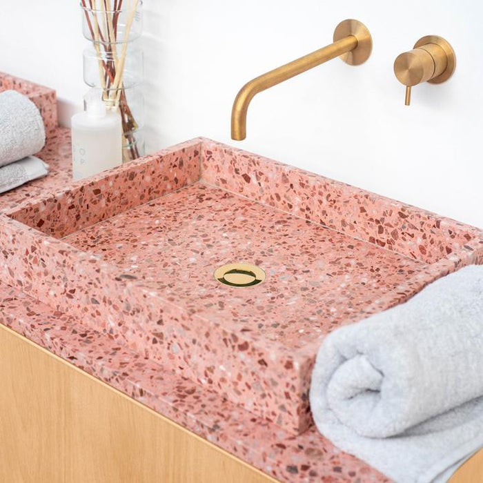 pink terrazzo roze wastafel George alt